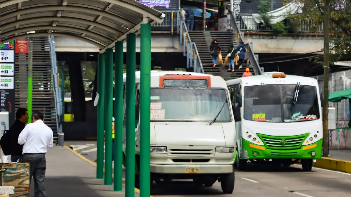 6136898-transporte público concesionado-09