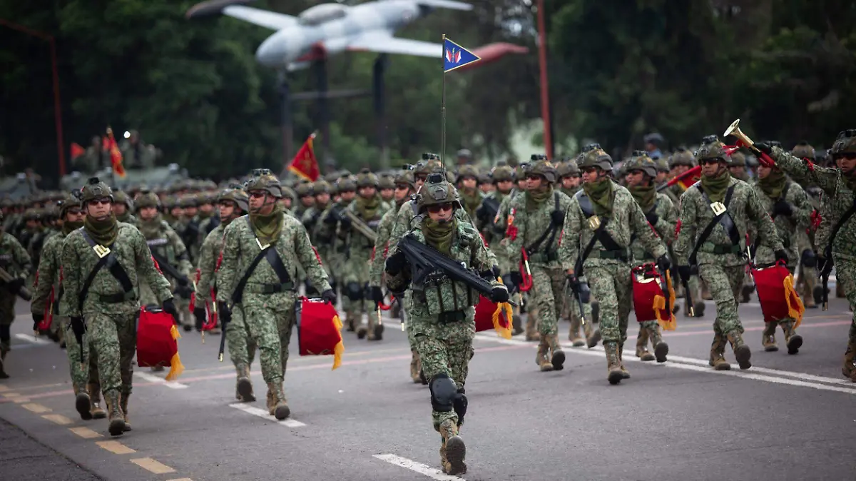 1047218_Ensayo desfile militar SEDENA_impreso