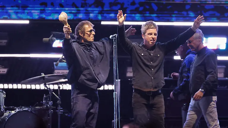 2025-09-07T044438Z_863768676_RC2RMGA8F3KO_RTRMADP_3_MUSIC-OASIS-TOUR