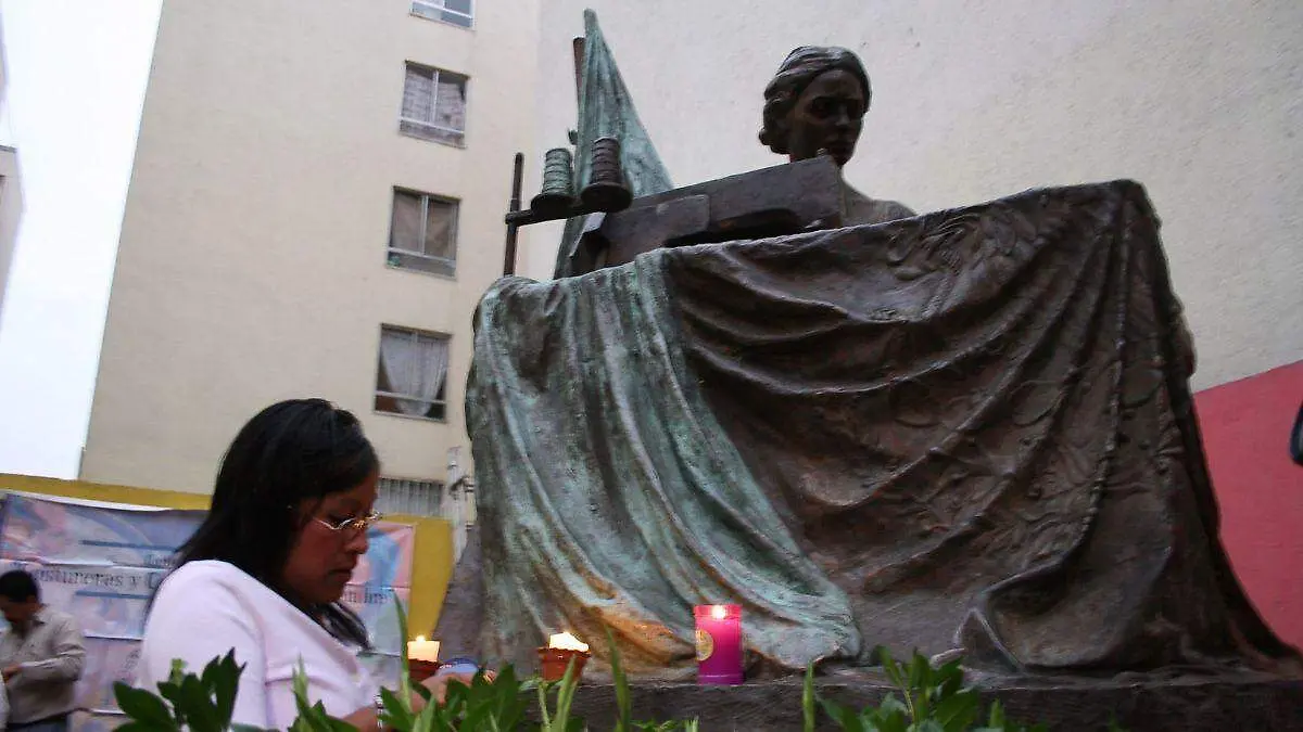 costureras_estatua