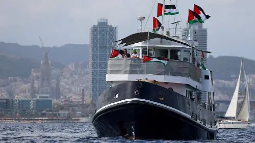 2025-08-31T164240Z_1328871986_RC2EIGAPFEZO_RTRMADP_3_ISRAEL-PALESTINIANS-GAZA-FLOTILLA