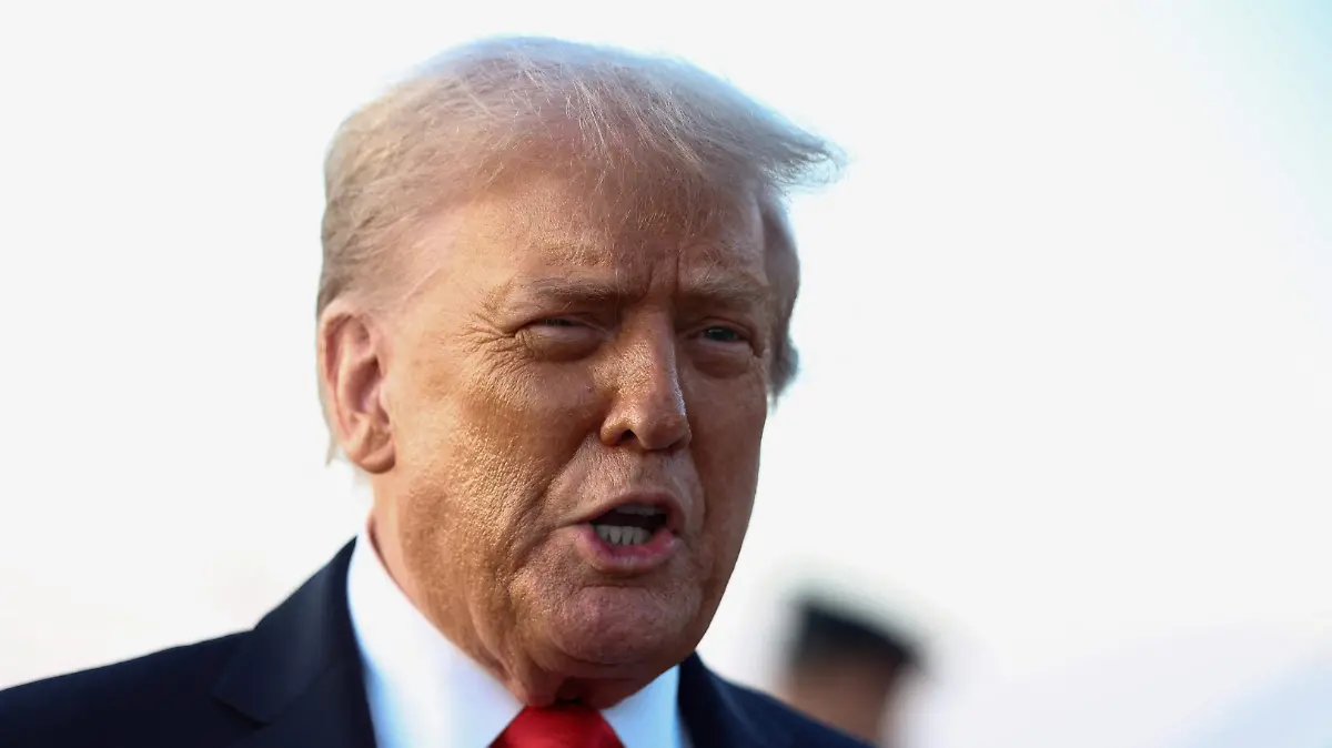 2025-09-08T000556Z_1541633422_RC2CNGADIW6C_RTRMADP_3_USA-TRUMP