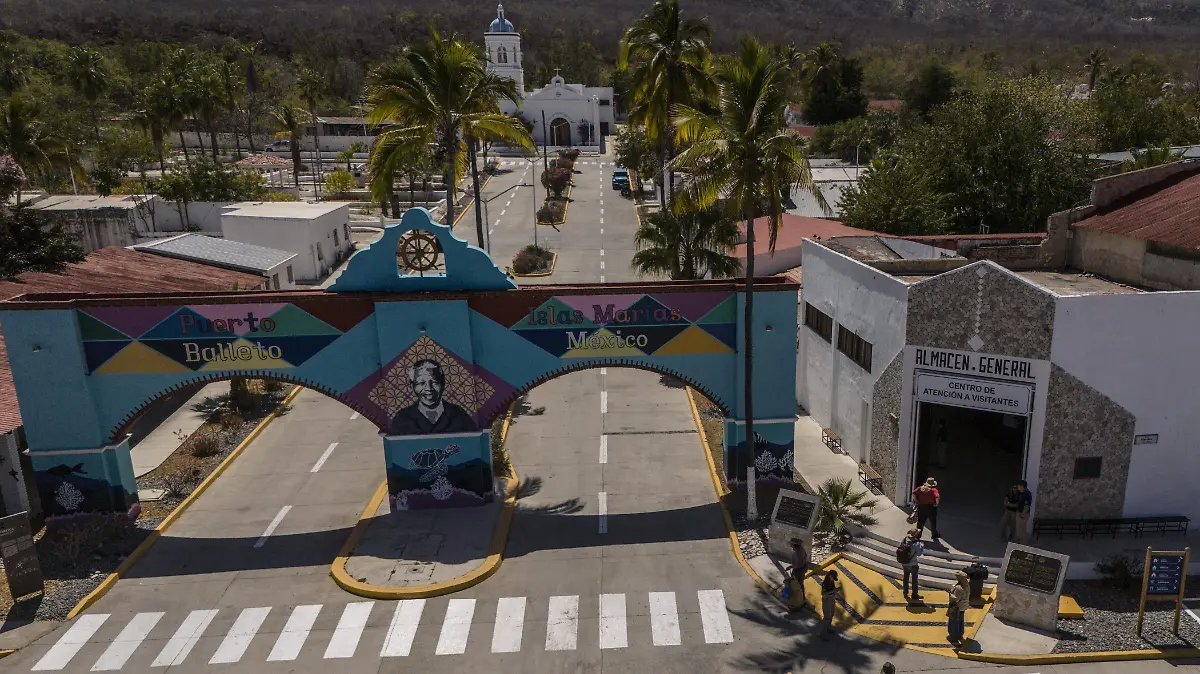 BUSCAN ACTUALIZAR PUEBLOS MAGICOS roberto hernandez (1)