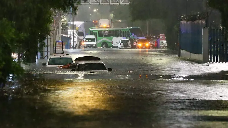 LLUVIAS INUNDACIONES ZARAGOZA romina solis