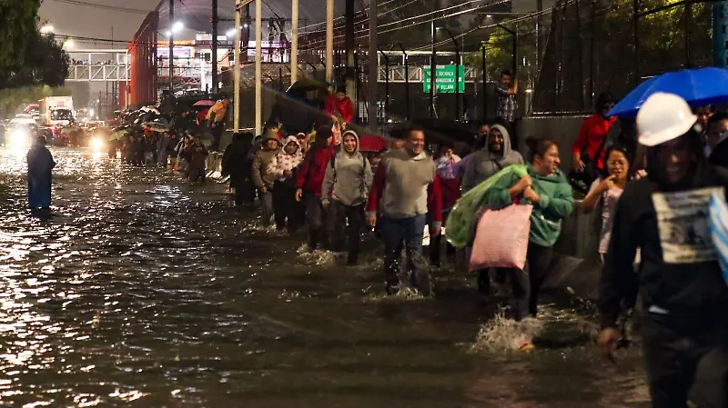 LLUVIAS INUNDACIONES ZARAGOZA romina solis