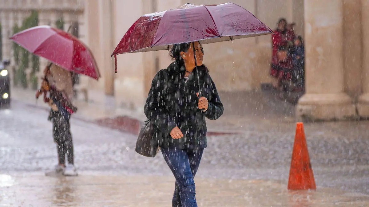 1049738_San Cirstóbal Lluvias_web