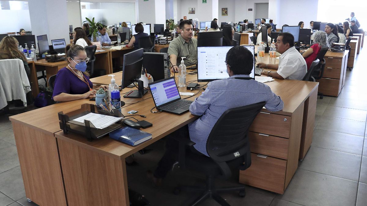 EMPLEO FORMAL SE DESPLOMA: PIERDE CASI 20 MIL PLAZAS