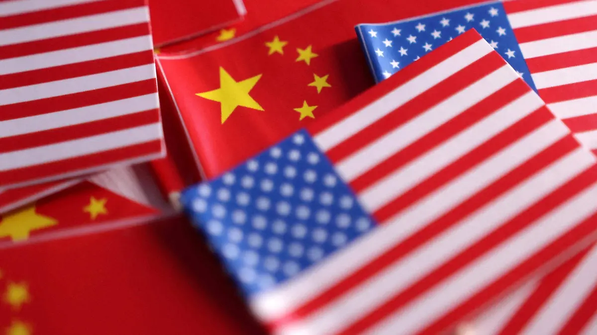 2025-09-13T231428Z_2133797850_RC29HDAP0XJU_RTRMADP_3_USA-TRUMP-TARIFFS-CHINA