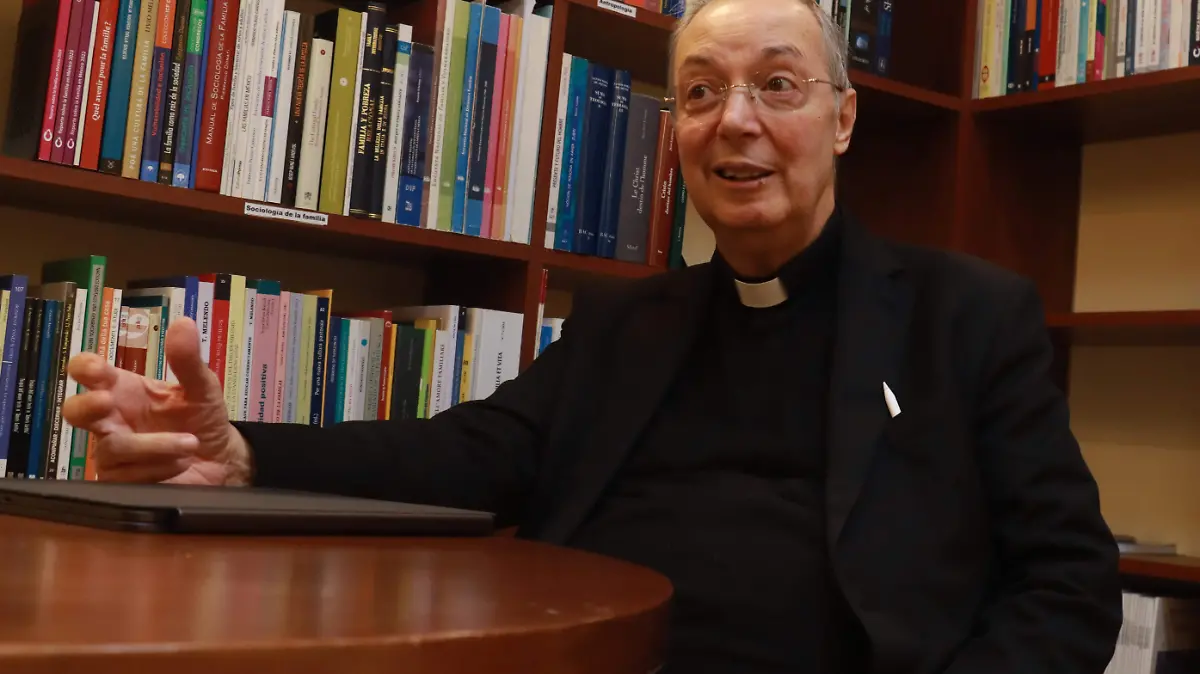 MONSEÑOR MARCO FRISINA -19