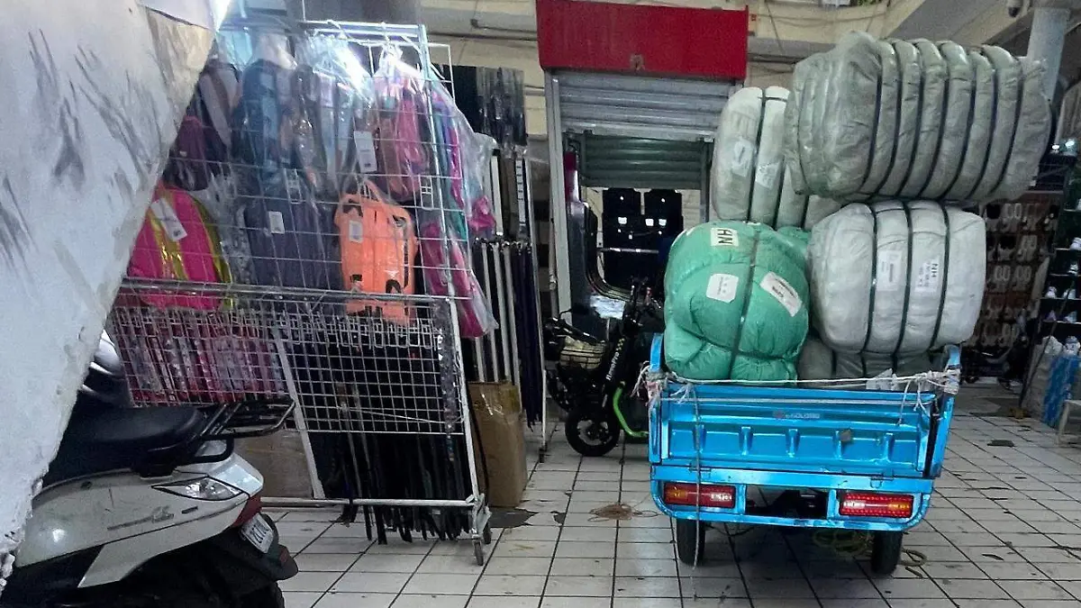 BODEGAS CHINAS PLAZAS PARA AMBULANTES dana estrada