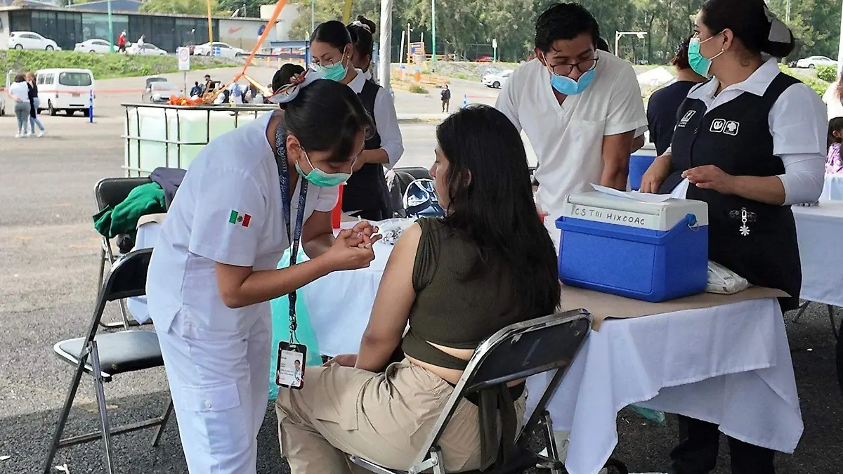 1048025_Mega jornada vacunación Estadio CU_web (1)