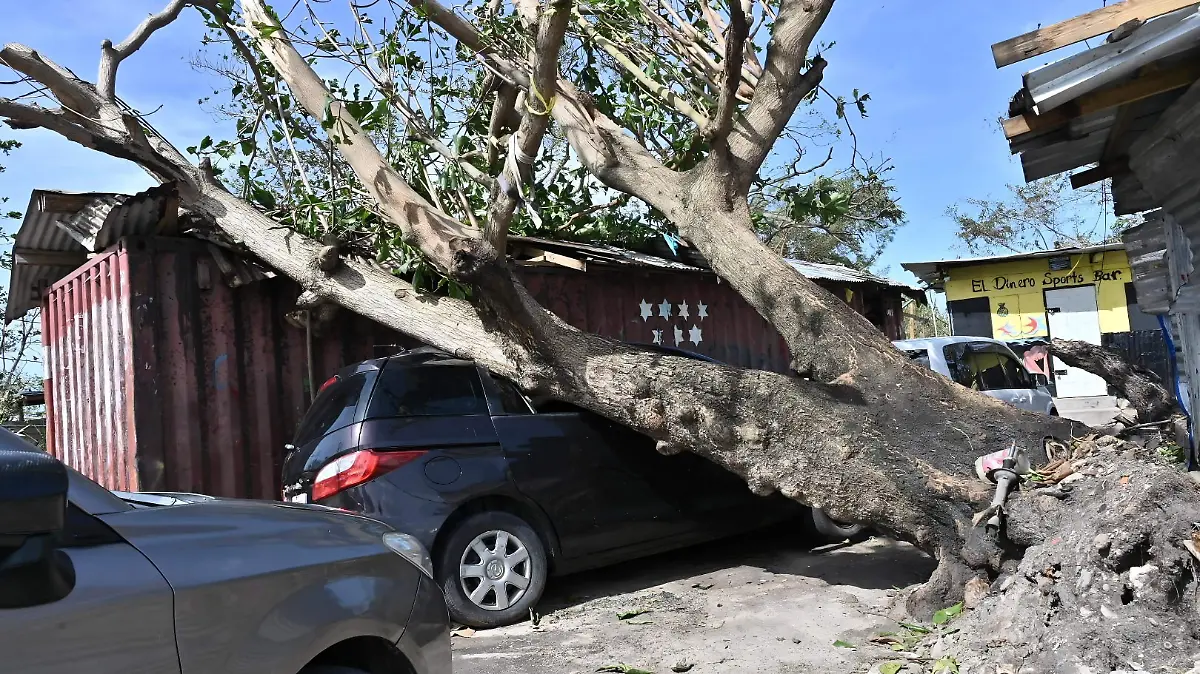 8e6dcb1cc36bdb42a1e91d5f2999b66990f8e061