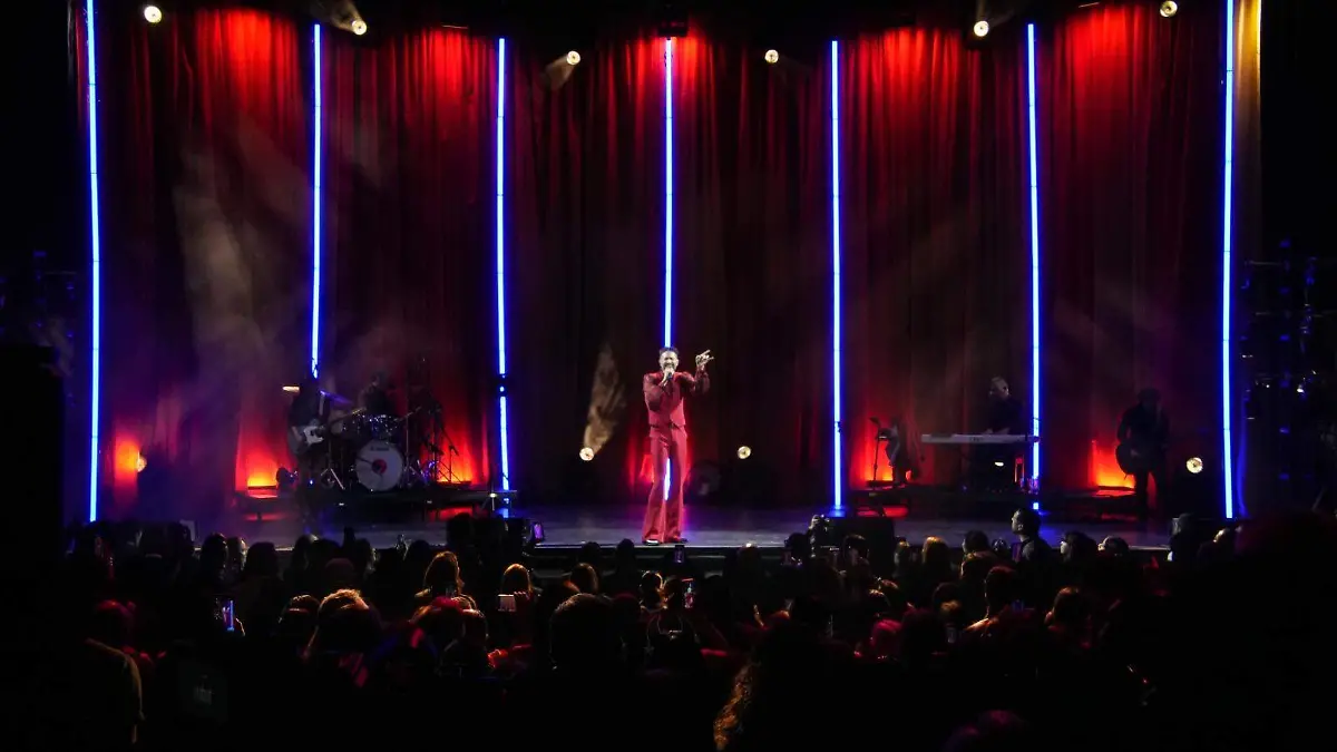 Benny Ibarra en Metropolitan