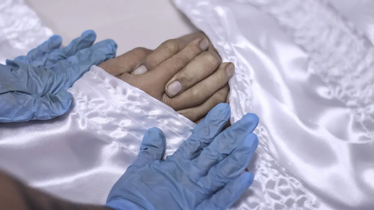 EMBALZAMADORA ENTREVISTA