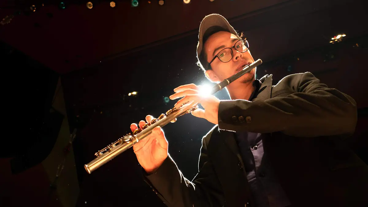 Manuel Alejandro Huízar Torres Flautista y Director de la Orquesta Nacional de Jazz de México