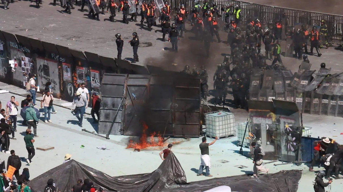 Marcha Generación Z y del Sombrero