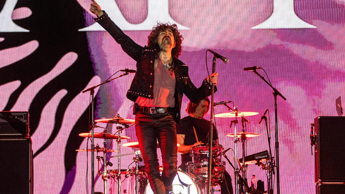 WhatsApp Image 2025-11-16 at 6.59.55 PM (2)