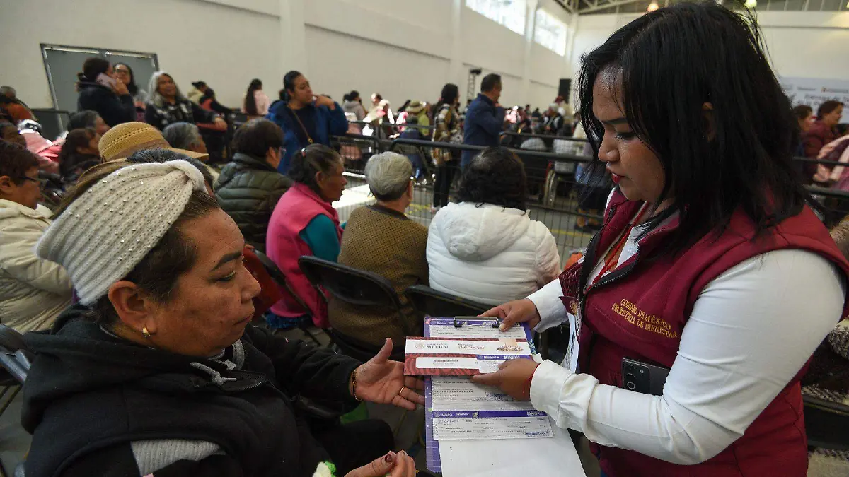 1013040_Entregan Tarjeta Pensión Mujeres Bienestar Edoméx_web