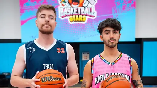 English vs Spanish 🏀 Pregame stream is live on Fede’s channel! GET IN HERE AND REP AMERICA