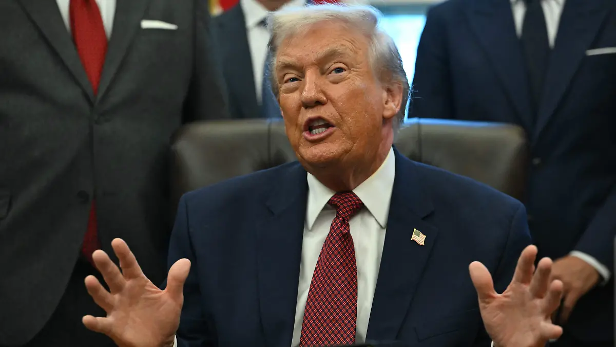 AFP__20251203__86ZR3HV__v1__HighRes__PresidentDonaldTrumpMakesAnAnnouncement (1)