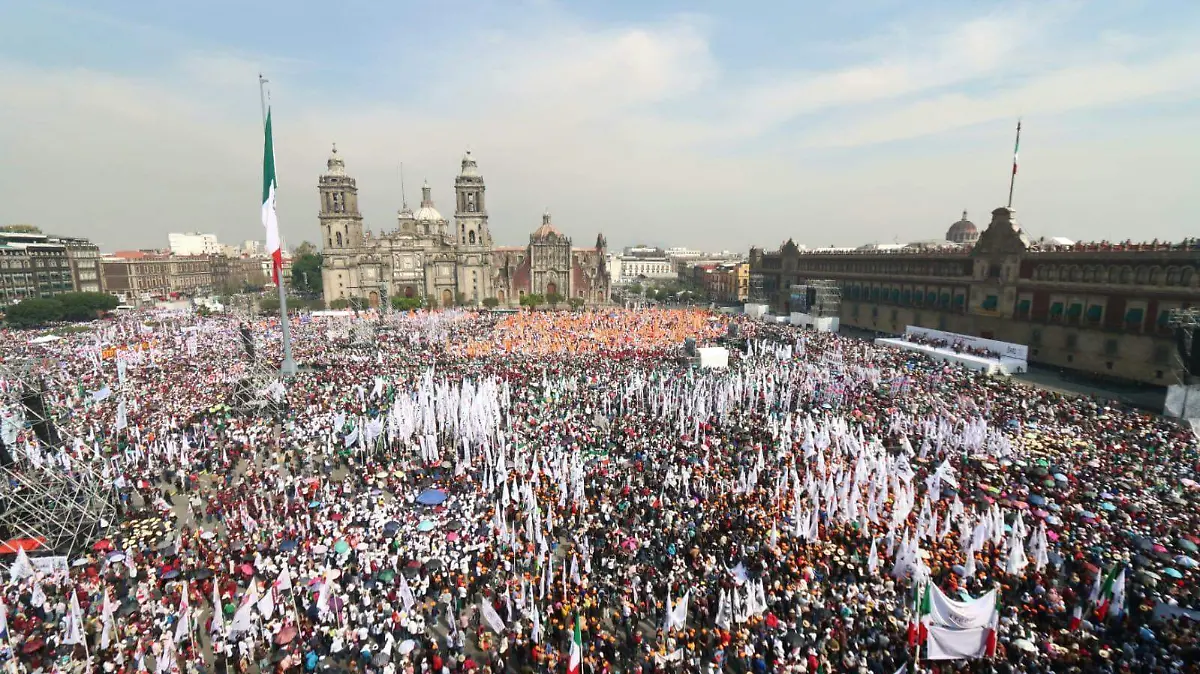 Plancha del Zócalo Asistentes MORENA
