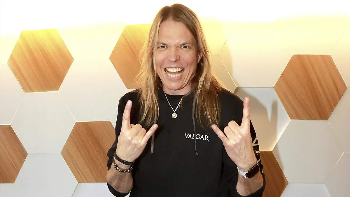 APOCALYTIPCA ENTREVISTA 2