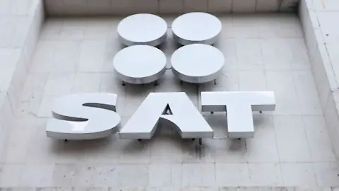 Alertan sobre fraudes en visitas del SAT a domicilios