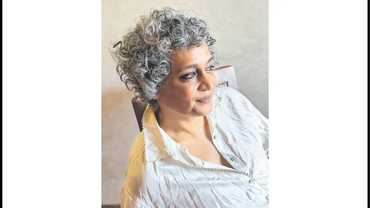 Arundhati Roy buena 2