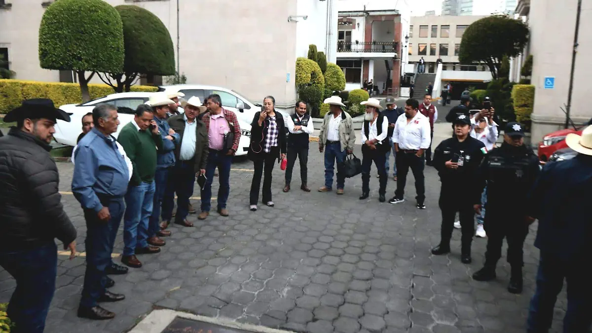 WhatsApp Image 2025-12-17 at 4.48.07 PM