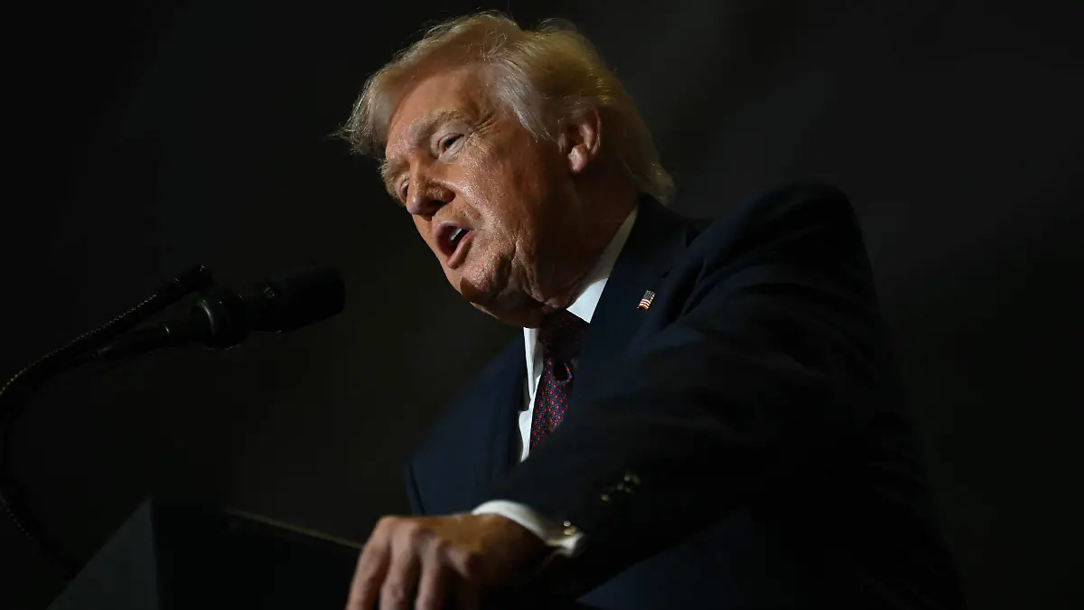 AFP__20251220__88PR6YT__v1__HighRes__UsPresidentTrumpHoldsPoliticalRallyInNorthCarol