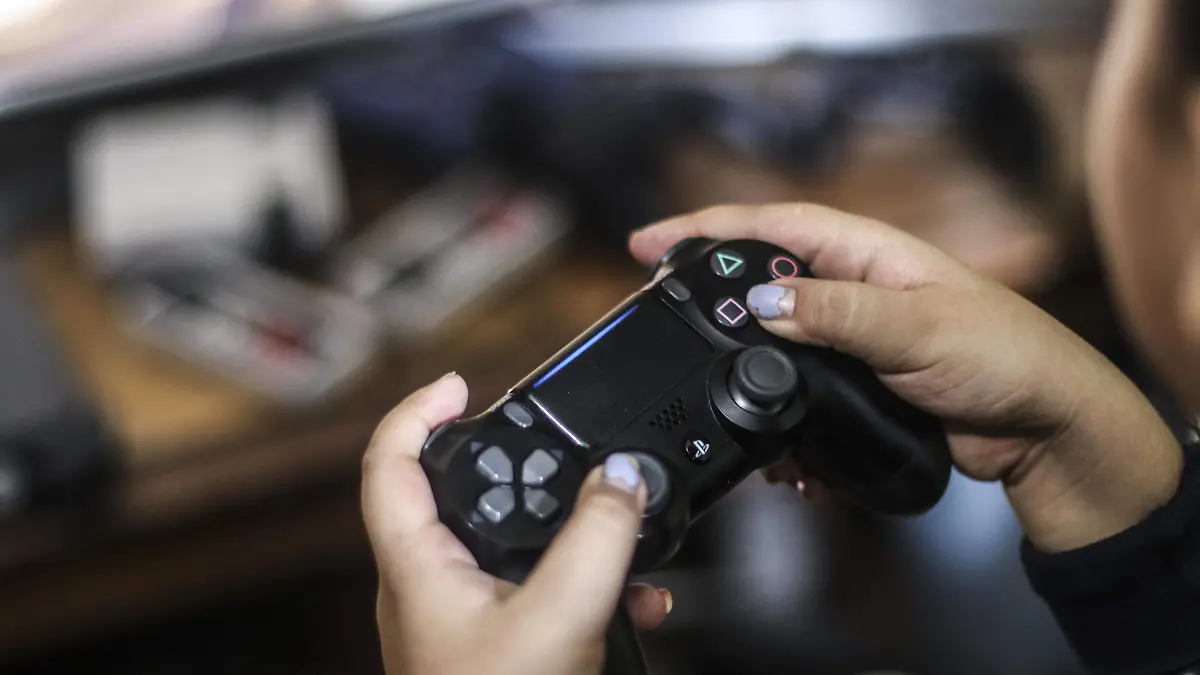 6149882-Videojuegos-Juegos de Video-Impuestos Saludables-4