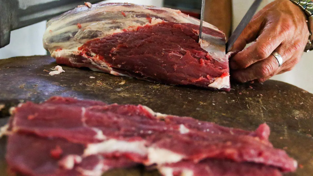 1061256_Sube el precio de la carne de res_web