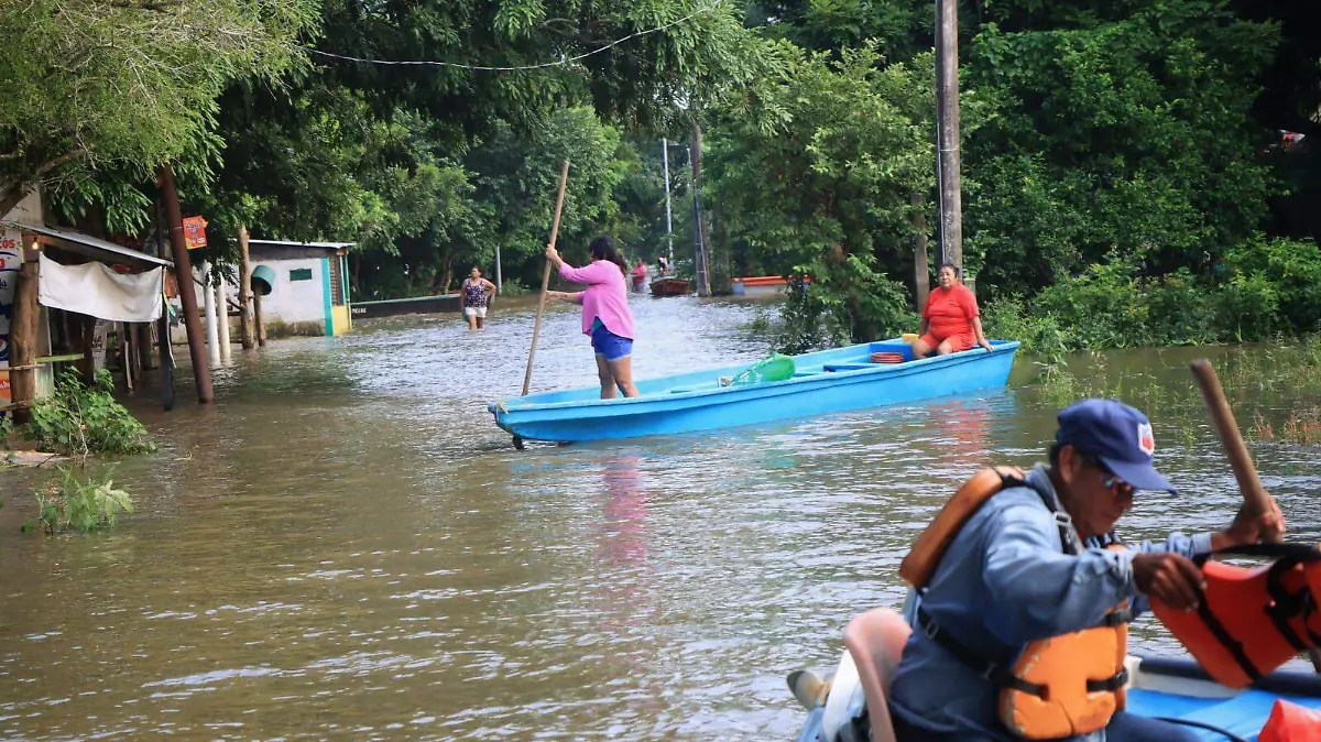 Comunidad Minatitlán-inundaciones-lluvias-ricardo15