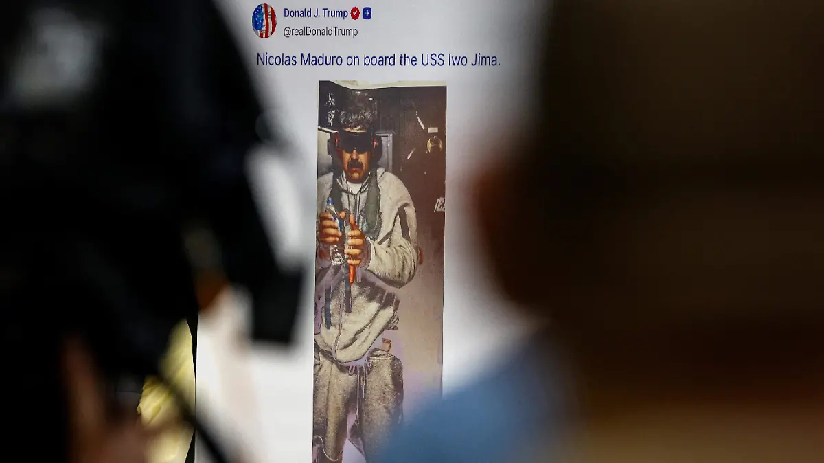 2026-01-04T002937Z_483564386_RC2YTIA6Y55W_RTRMADP_3_USA-VENEZUELA