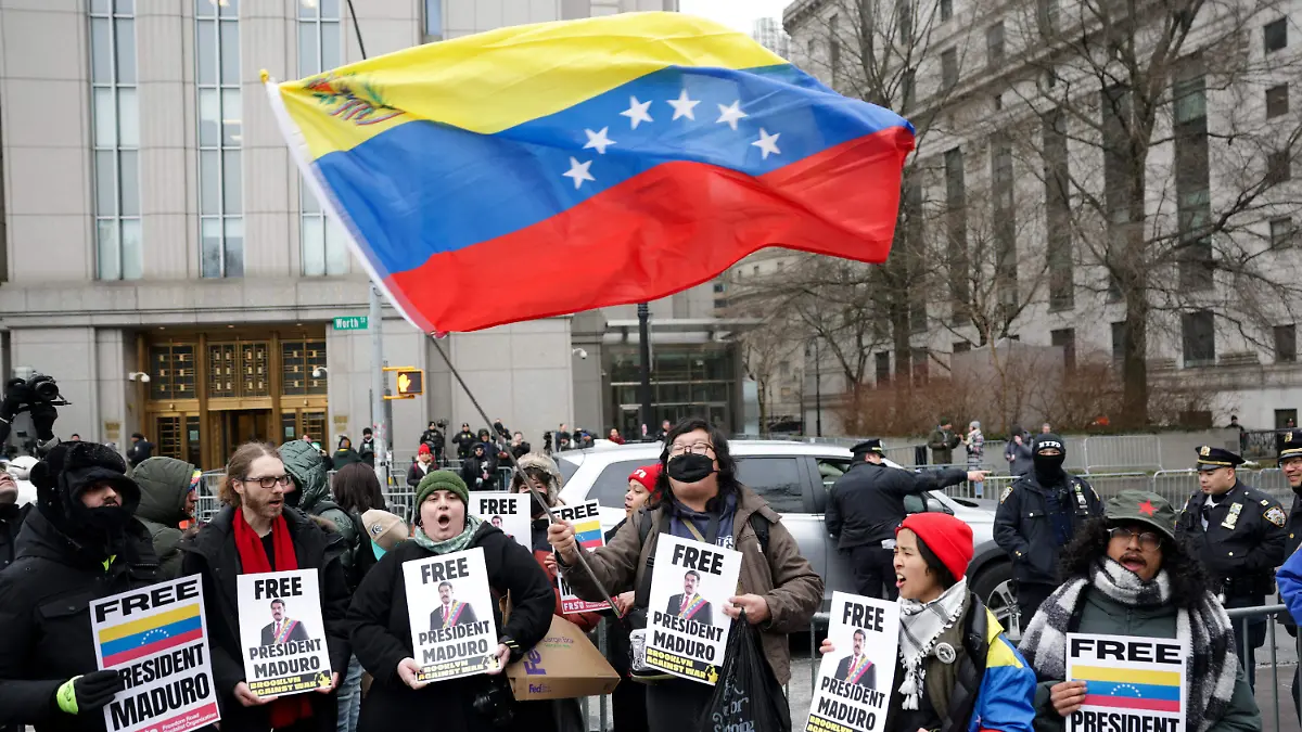 2026-01-05T144443Z_226277848_RC22VIAZR0XZ_RTRMADP_3_USA-VENEZUELA-MADURO-NEW-YORK