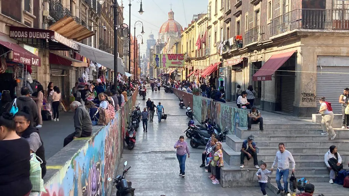 ADRIAN VAZQUEZ  (2) (1)