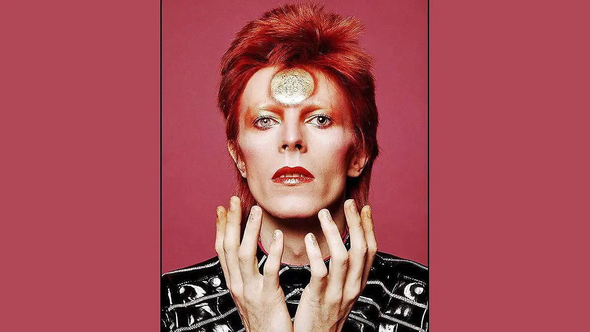 DAVID BOWIE 10 AÑOS