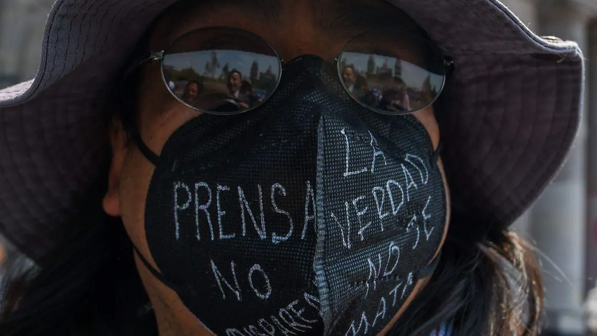 875287_Protesta por agresión a periodistas_web