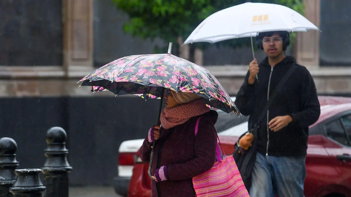 1039265_Frío y lluvia en Toluca_web