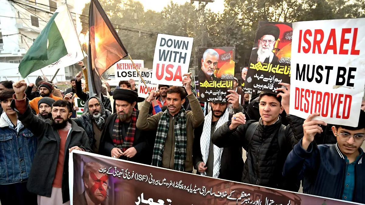 d44d7e4d883e4eeadeb0bee704216635087d1744w