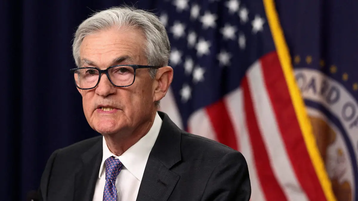 2026-01-12T081104Z_1791278950_RC2VDIAAE42L_RTRMADP_3_USA-FED-POWELL-INVESTOR