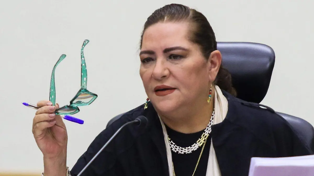 1054748_Sesiona el INE por la tarde_web