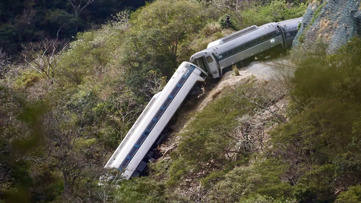 1062398_Descarrilamineto Tren Interoceánico_impreso