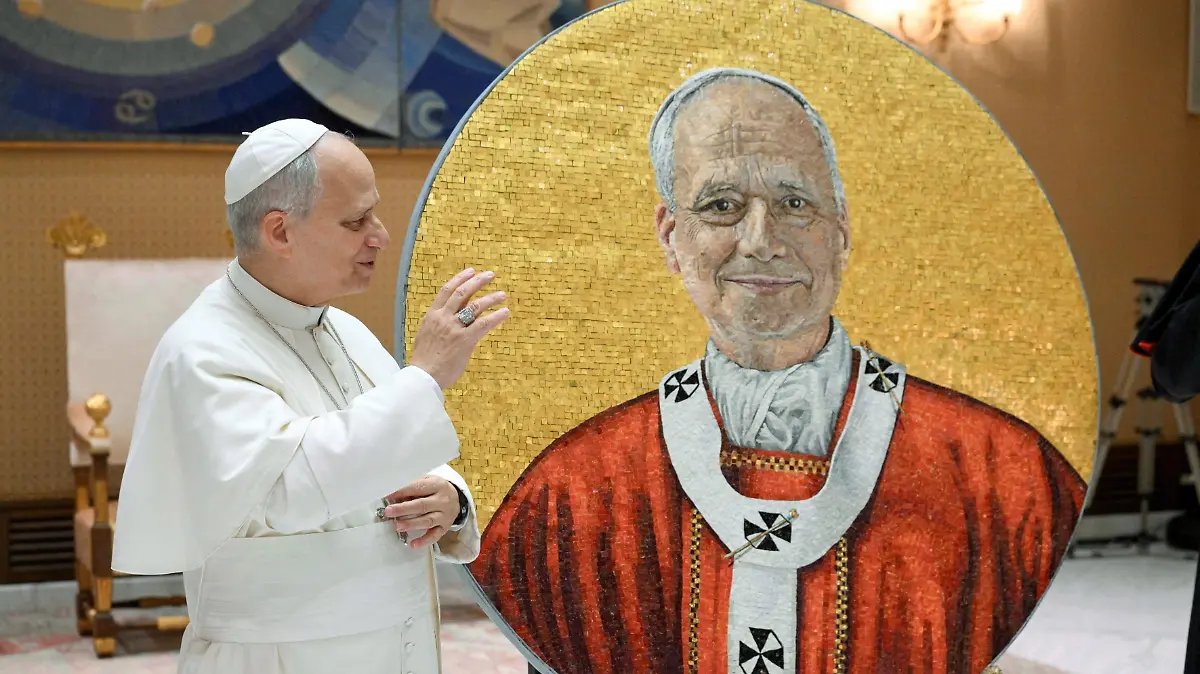 2026-01-14T135350Z_1092746925_RC2U0JAJDOC9_RTRMADP_3_POPE-MOSAIC