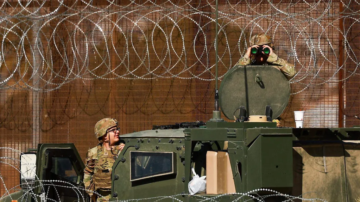 2026-01-12T211416Z_1987825166_RC2MZIAF1D4A_RTRMADP_3_USA-TRUMP-MEXICO