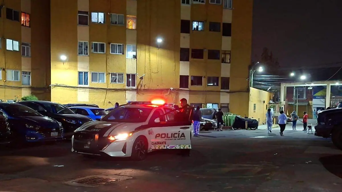 a9dec97a-c320-48e2-b649-e176eb5da1b5