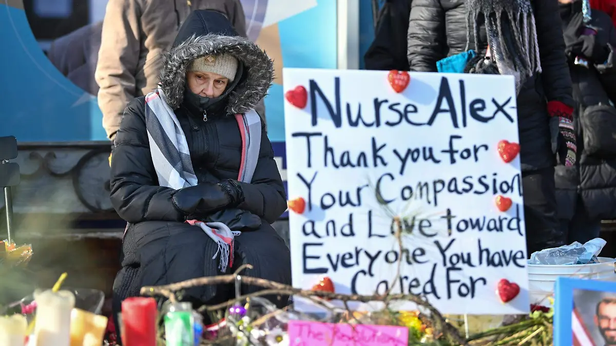 ce2a51d61e7a03a52b524008b12bc7b024098b83w