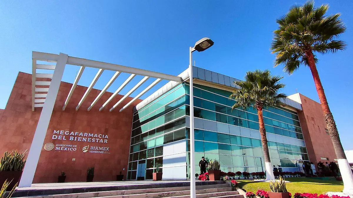 961599_Inauguración Megafarmacia_web