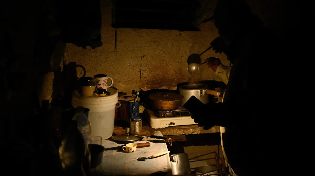 2026-01-30T195209Z_621777443_RC2OAJAHLIJZ_RTRMADP_3_USA-CUBA-ECONOMY