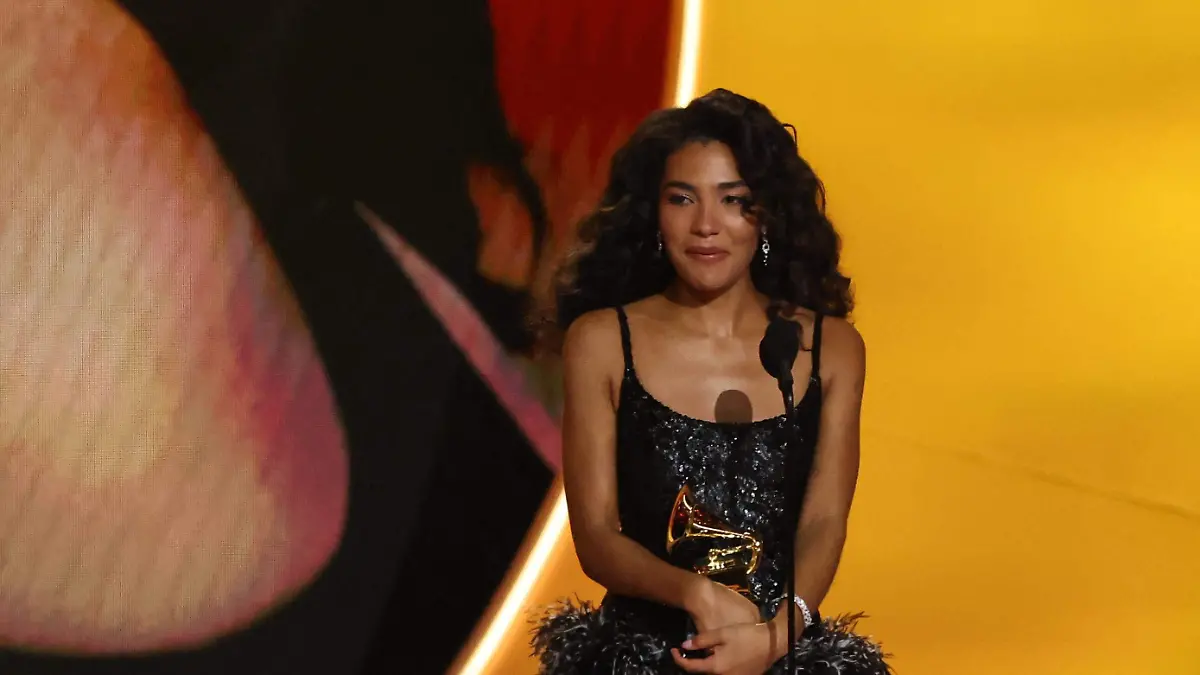 2026-02-02T020042Z_569824062_HP1EM2205L3JG_RTRMADP_3_AWARDS-GRAMMYS